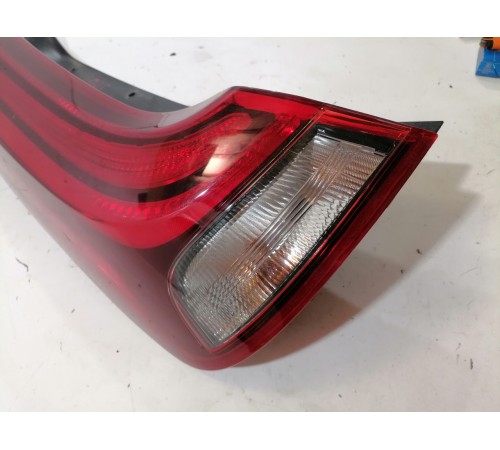 Фонарь задний левый внешний
