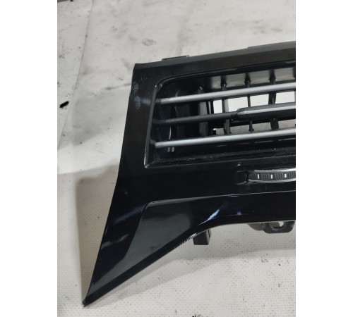 Воздушный дефлектор передний правый