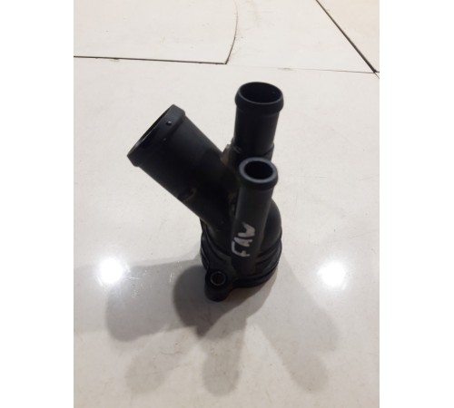 Фланец (тройник) системы охлаждения