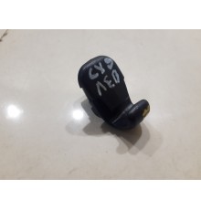 Держатель(крепление) солнцезащитного козырька(левое)