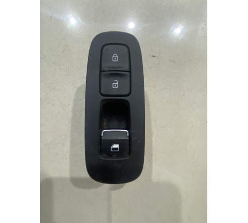 Блок кнопок двери (передний правый)