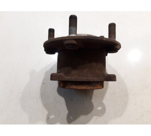 Ступица (задняя, левая)