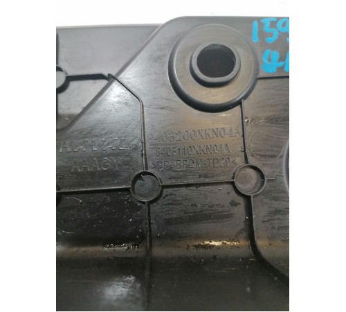 Накладка крыла передняя правая