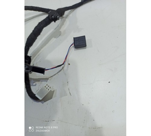 Электропроводка двери (задняя правая)