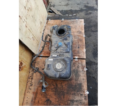 Бак топливный