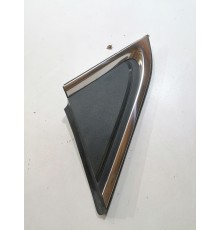 Декоративная накладка кузова передняя левая, уголок