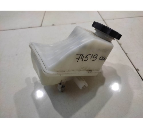 Бачок главного тормозного цилиндра