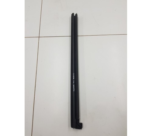 Уплотнитель стекла задний левый внутренний