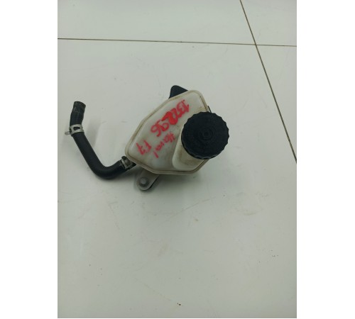 Бочок тормозной жидкости