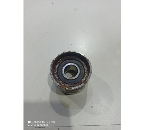 Ролик натяжителя