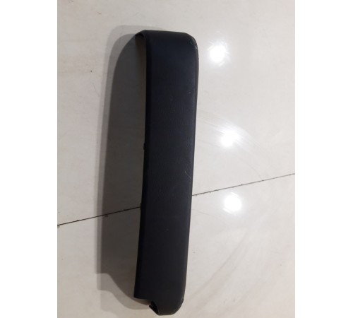 Накладка сиденья (правая правая)