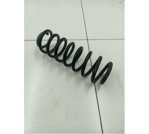 Пружина задняя