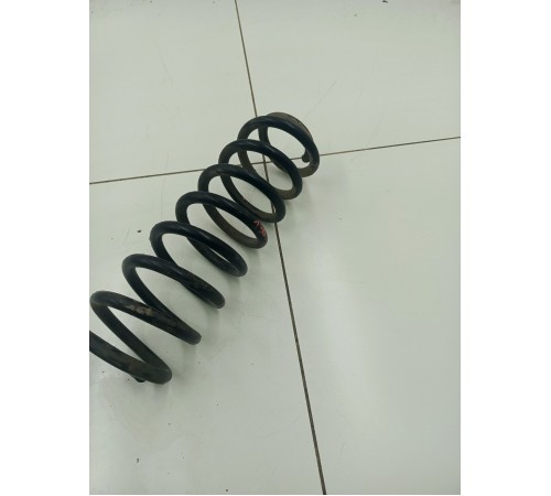 Пружина задняя