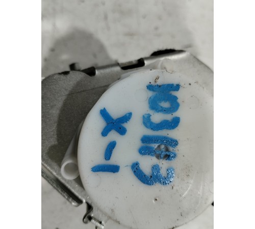 Ремень безопасности (задний правый)