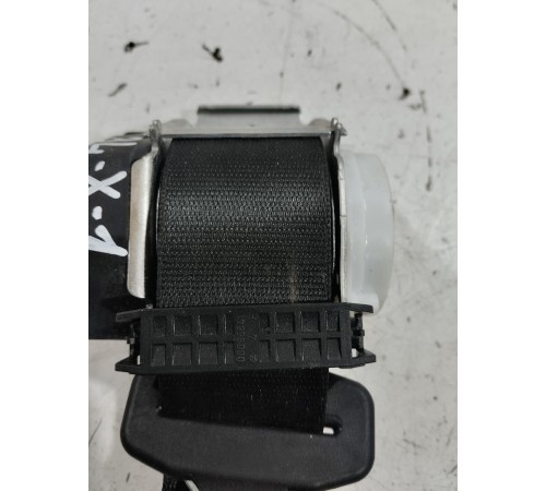 Ремень безопасности (задний правый)