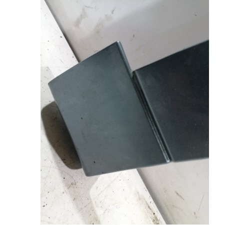 Накладка молдинг крыла передняя правая