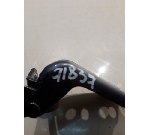 Петля двери (передняя, левая, верхняя)