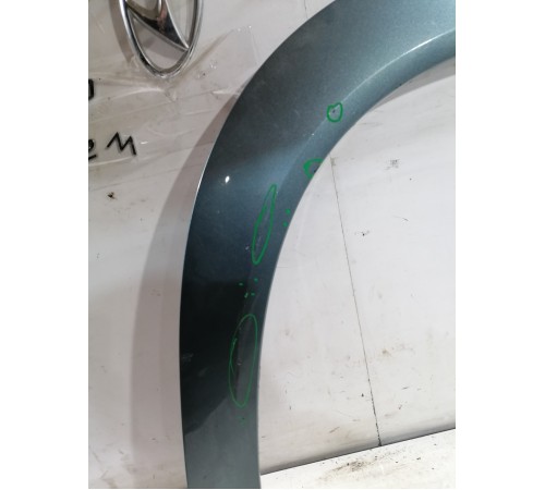 Накладка молдинг крыла передняя правая