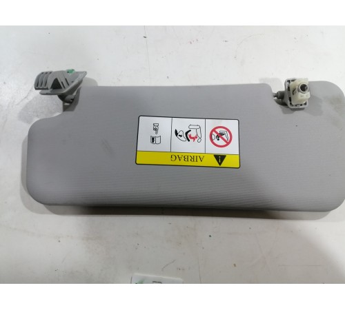 Козырек солнцезащитный правый