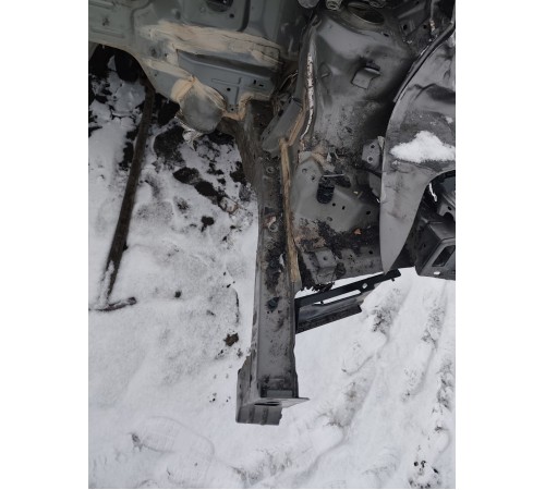 Стрела лонжерона передняя левая