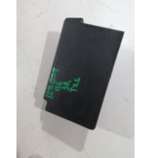 Накладка крепления переднего левого сиденья правая