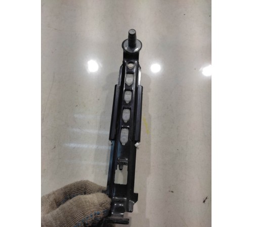 Регулятор положения ремня безопасности