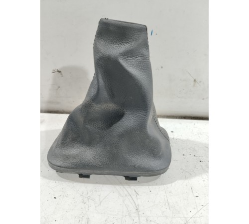 Кожух ручки переключения передач