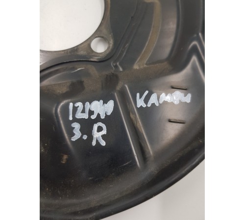 Кожух пыльник тормозного диска задний правый