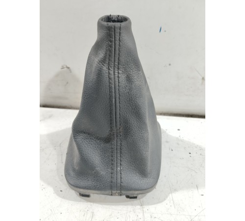 Кожух ручки переключения передач