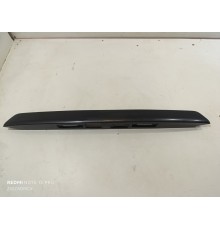 Накладка крышки багажника