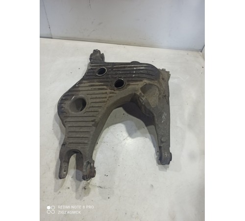 Рычаг задний левый