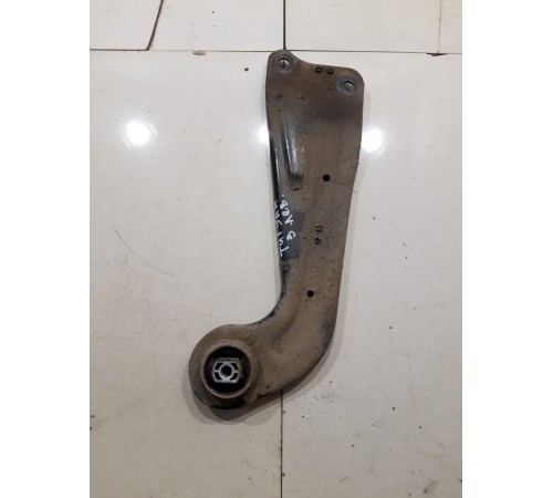 Рычаг подвески(задний левый)