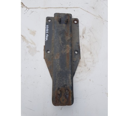 Кронштейн лямки бензобака