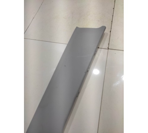 Пластик салона (правый)