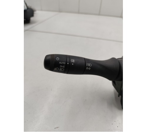 Подрулевой переключатель