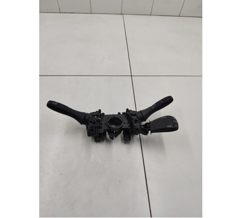 Подрулевой переключатель