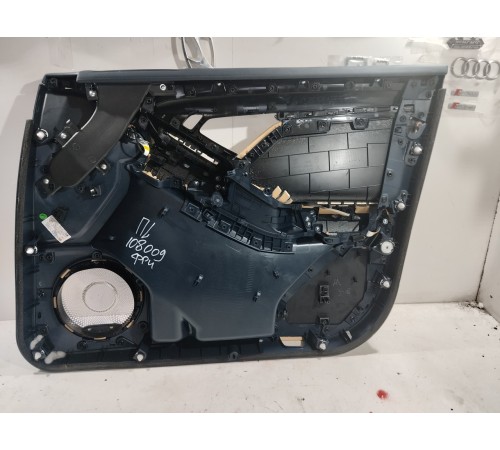 Обшивка двери передняя левая