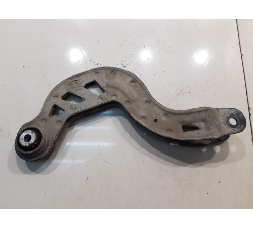 Рычаг подвески (задний, правый, верхний)