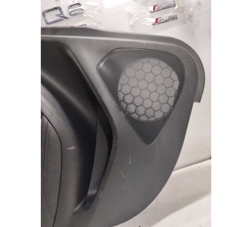 Обшивка двери задняя левая