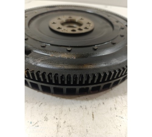 Маховик двигателя