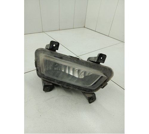 Фара противотуманная правая