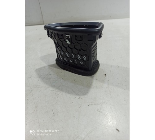 Воздушный дефлектор (левый)