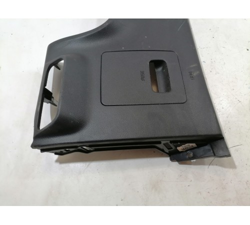 Накладка торпедо нижняя левая