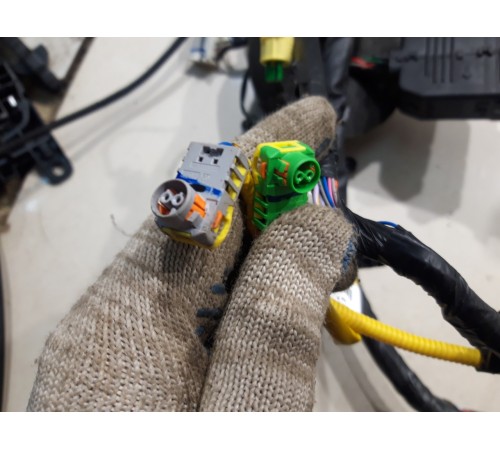 Электропроводка салона