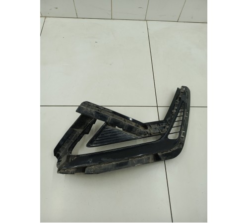 Накладка ПТФ левая