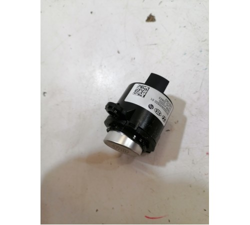 Кнопка запуска двигателя старт / стоп