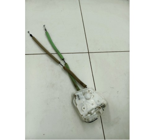 Замок двери задний правый