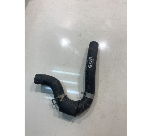 Патрубок системы охлаждения