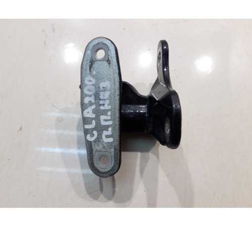 Петля двери (передняя, правая, нижняя)