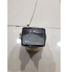 Линза фары (передняя правая)